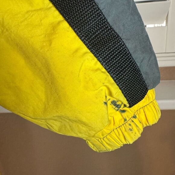 Vintage Sportcaster Size M One Piece Snow Ski Suit Yellow Black Warm Winter 80's - Picture 6 of 9